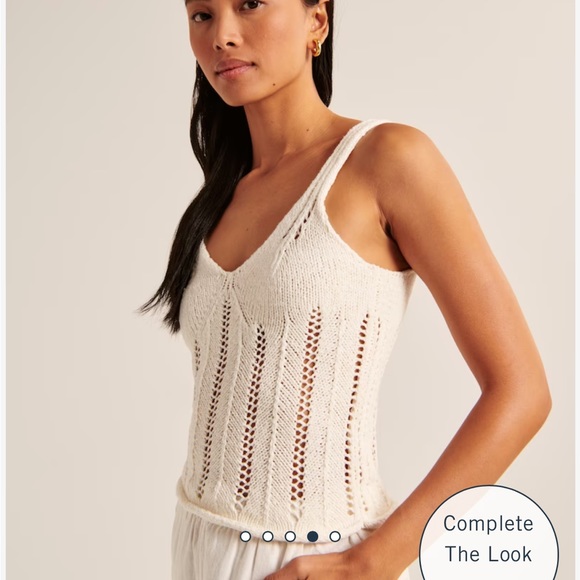 NWT Abercombie skimming v-neck crochet top - Picture 4 of 9